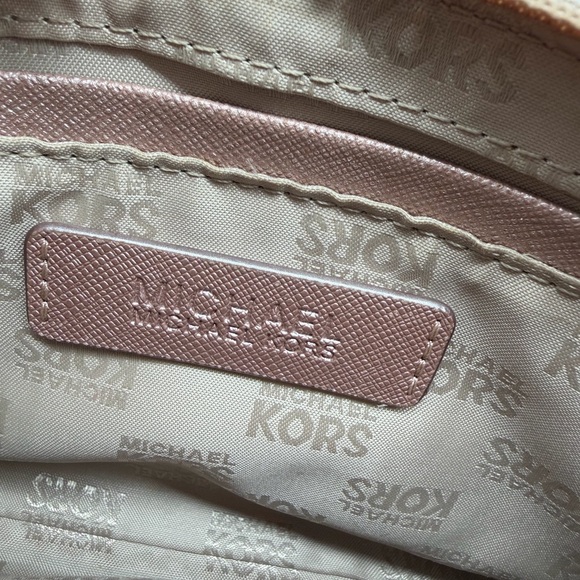 Michael Kors Jet Set Rose Gold Metallic Wristlet - Picture 9 of 14